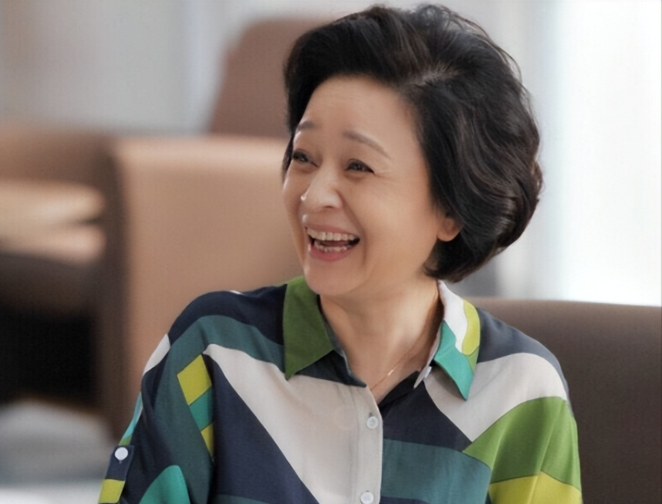 刘莉莉从来不害怕扮老,于她而言,无论那个年龄的角色,她似乎都可以