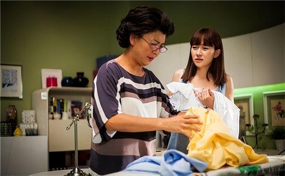 2010年,董岗彪开始备考博士,而徐艺丽也忙着事业方面的考试.