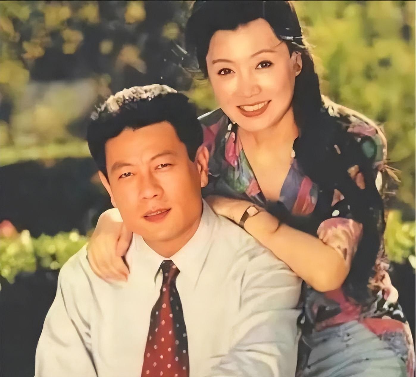 演员巫刚一段失败的婚姻离婚后至今未婚晚年和陈瑾互相照顾