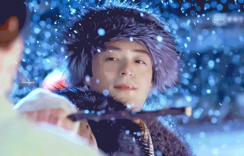 笑起来更是让人如沐春风.