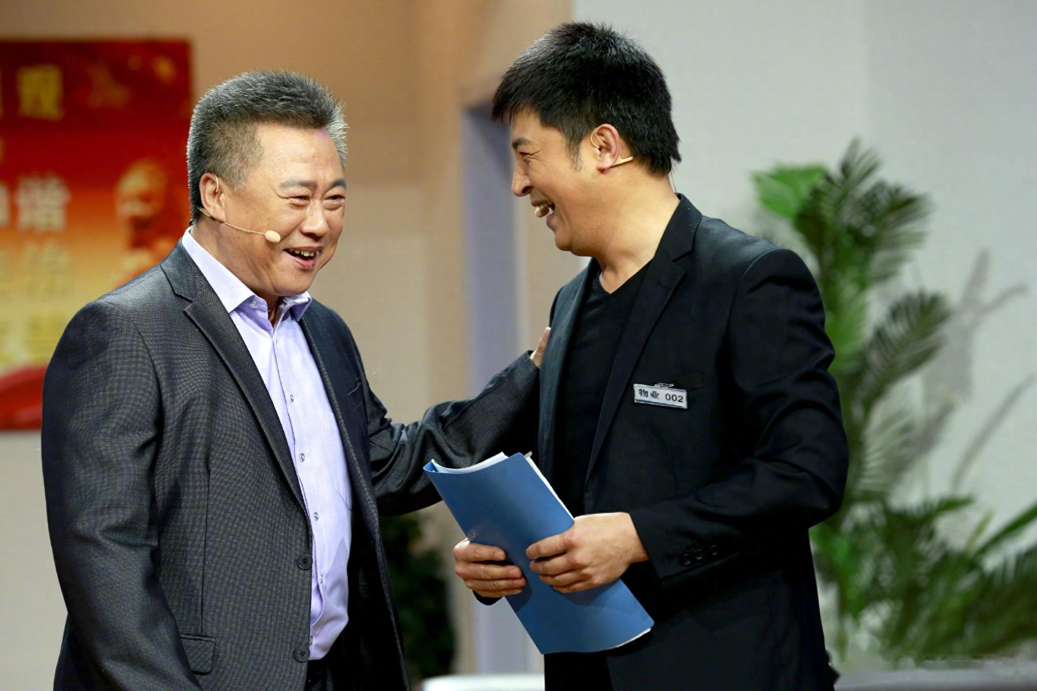 演员孙涛娶平凡妻子李莉钱也归她管成名后更爱她