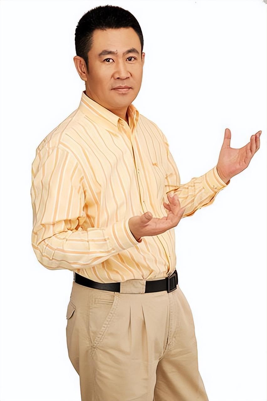 央视主持人赵赫退休半年就因病离世留下的遗言让妻子潸然泪下