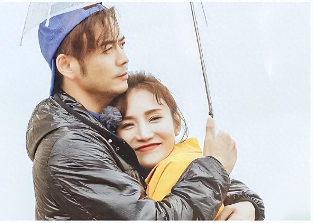 从爆红到突然消失杨烁终究为自己的狂妄自大买了单