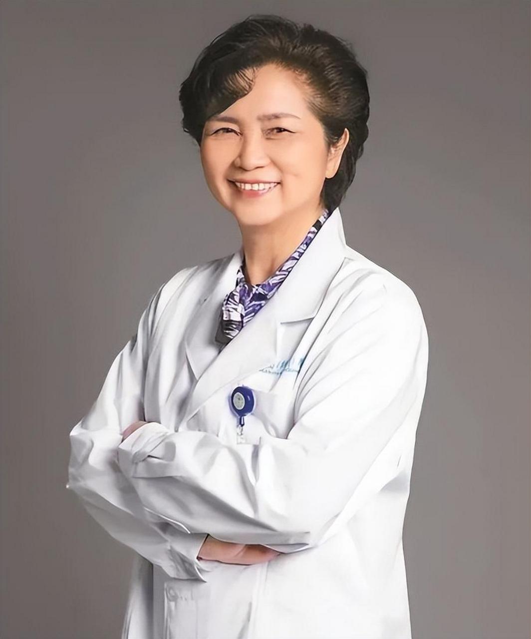 她值得被看见![原文:李兰娟公司市值40亿,从.