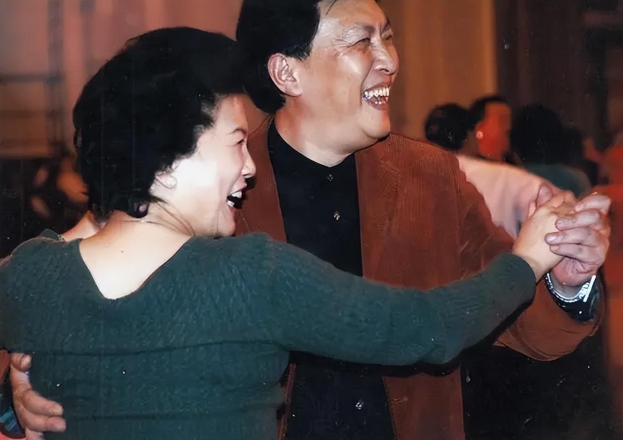 这一次晚节不保谁也救不了71岁老艺术家唐国强