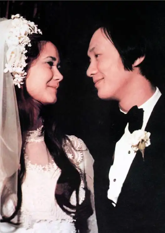 回顾香港6大歌王的孩子陈奕迅女儿有颜值许冠杰儿子患癌暴瘦