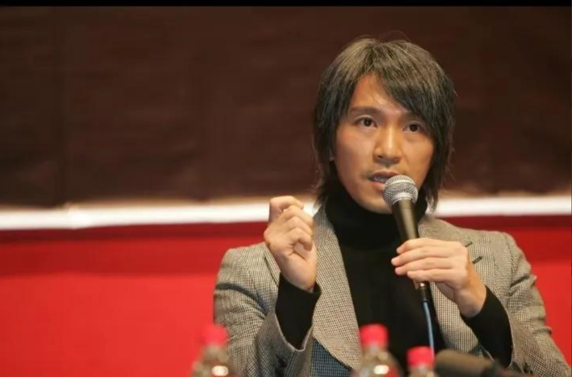 回顾没想到61岁的周星驰竟以这种方式给所有的导演们上了一课