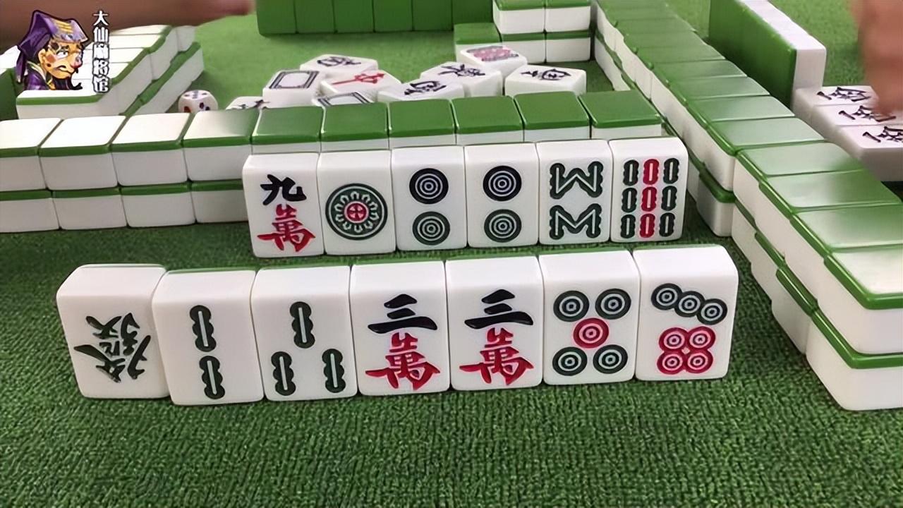 因为一些刚接触到麻将的人,并不会去下意识的记牌,基本上是只关心自己