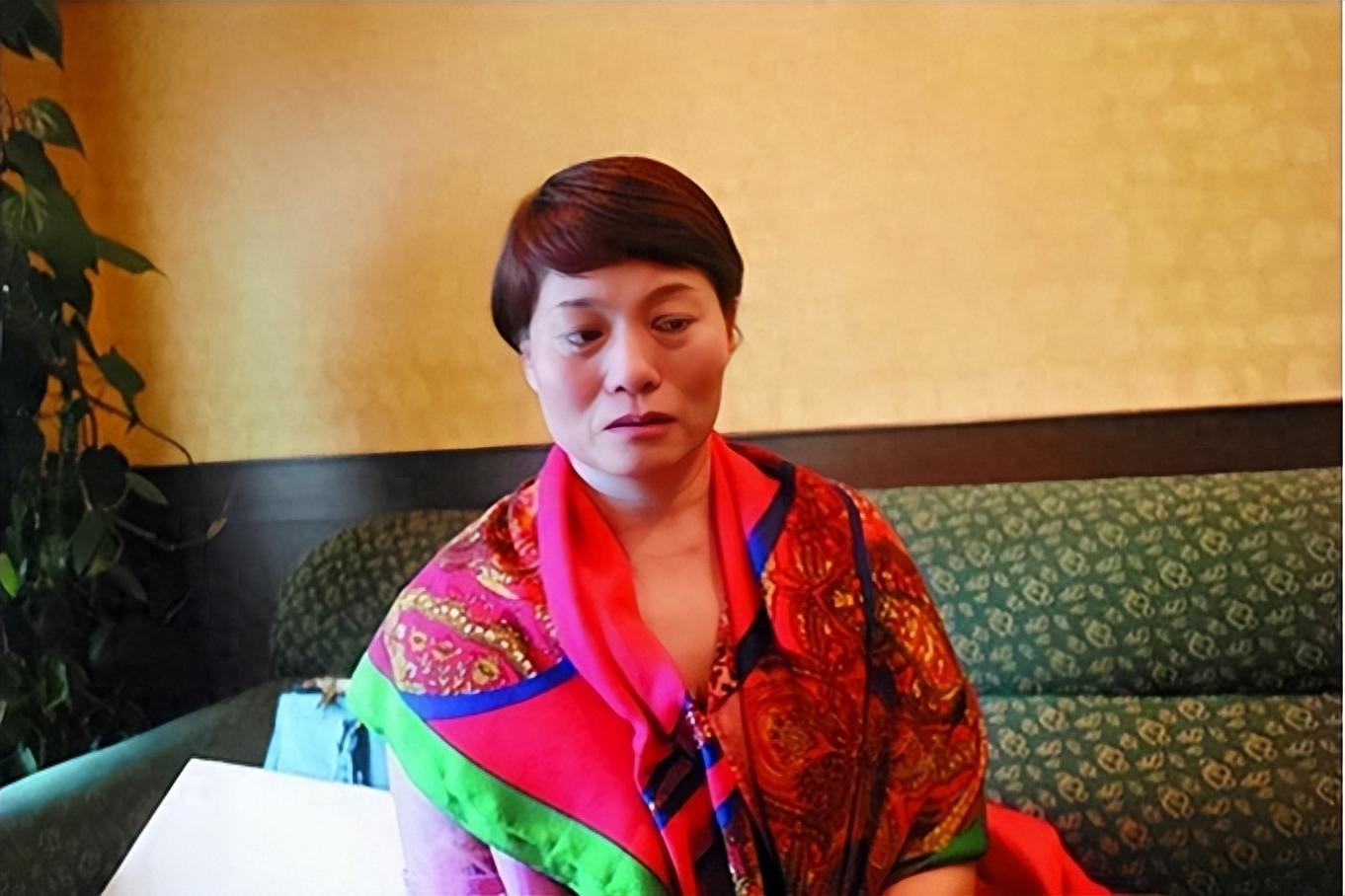 蓝翔校长荣兰祥争夺财产跨省打岳父把三个女儿送监狱