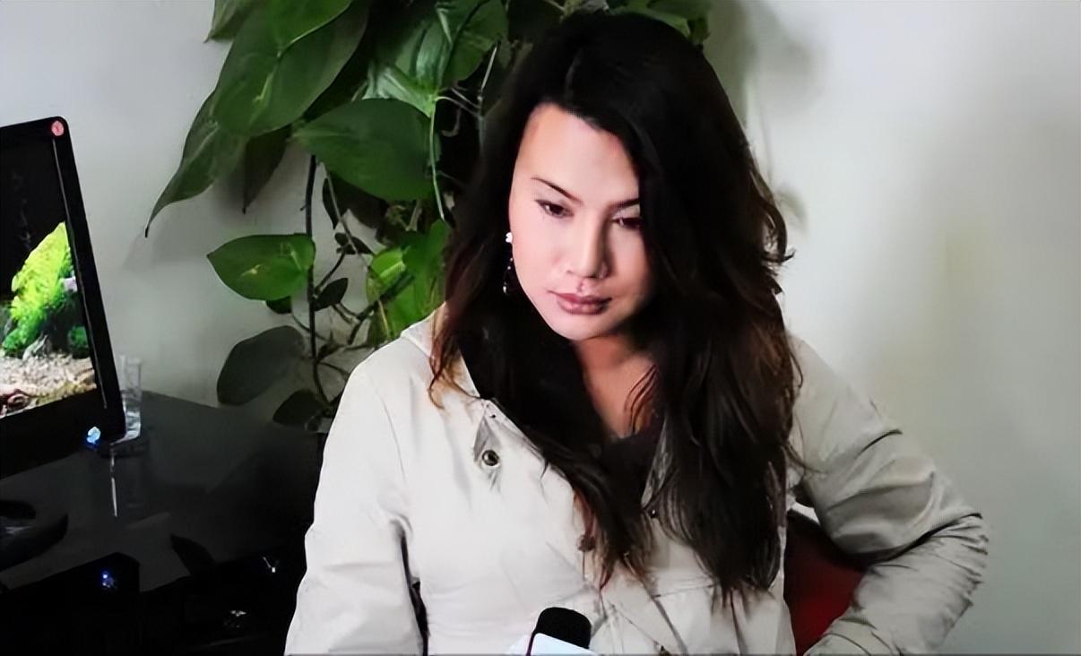 2004年安徽男子黄宁倩手术变性术后高调征婚如今怎么样了