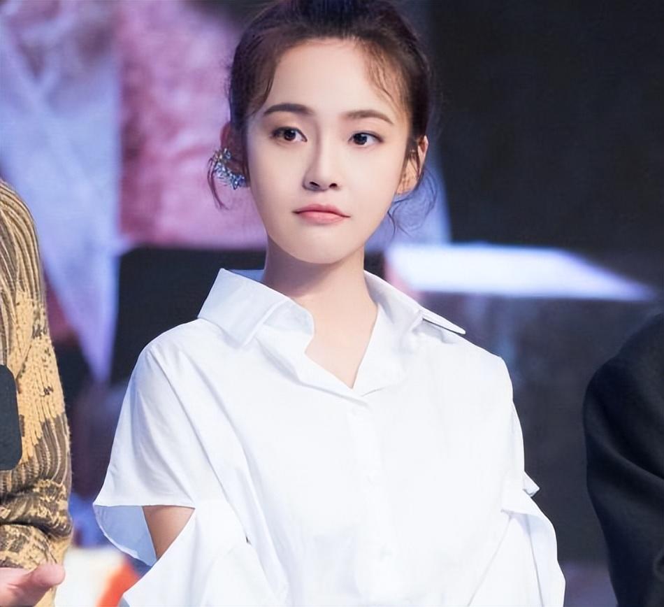 回顾没想到34岁张佳宁以这种方式在2024年初打出一副王炸