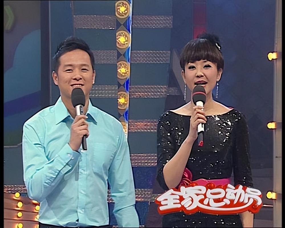 央视一姐方琼的消失是整个主持界的悲哀和损失