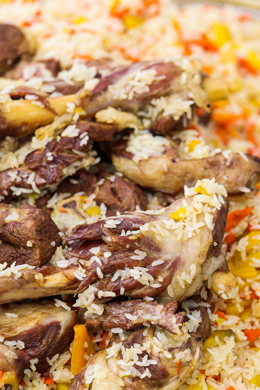 到时候你可是能吃到烤得香嫩的羊肉,满盘的大盘鸡和抓饭等美食盛宴呢