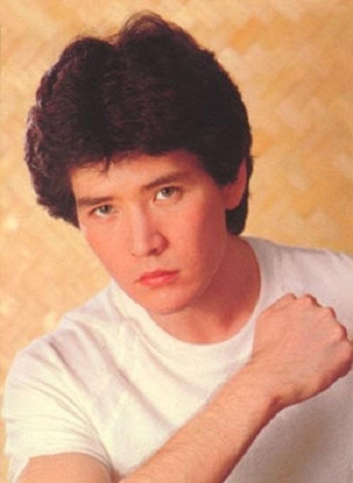 回顾费翔爱过3个顶级美女自称一辈子不会结婚他经历了啥