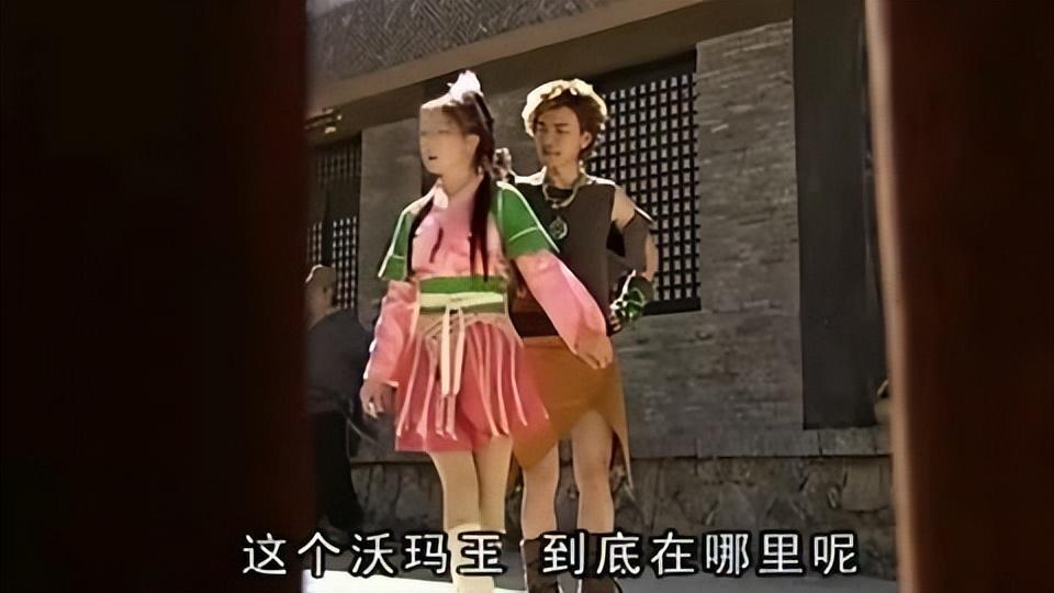 回顾以前古装造型好大胆小时候光顾看美人竟没发现有哪不对劲