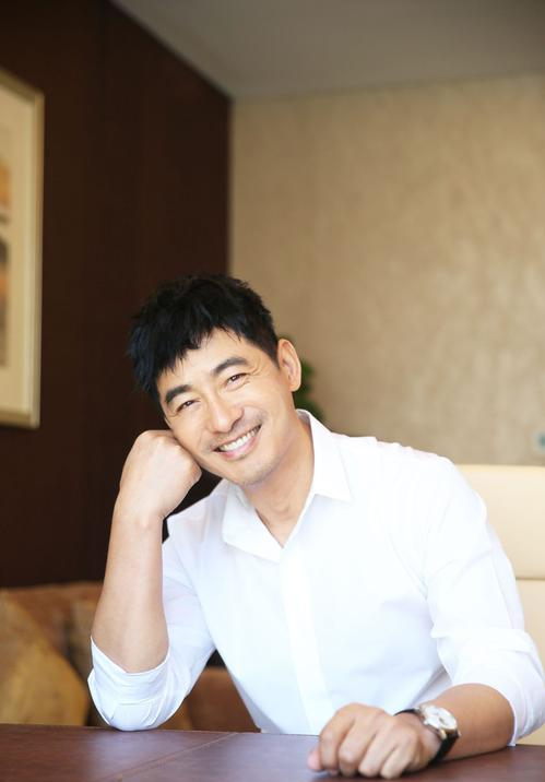 回顾再看程莉莎用卑微换来的婚姻才明白她为何执意嫁郭晓东