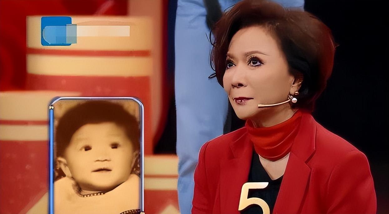 回顾蔡明嫁初恋丁秋星结婚38年生一子如今儿子是她的骄傲