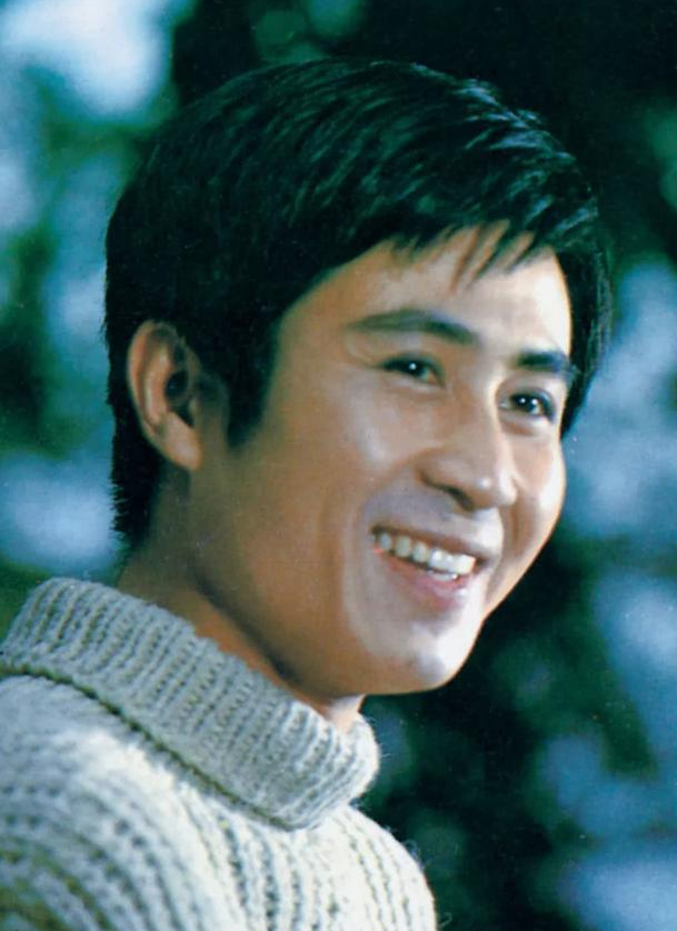 回顾郭凯敏与相伴6年的张芝华离婚后转身娶尤勇前妻终收获幸福