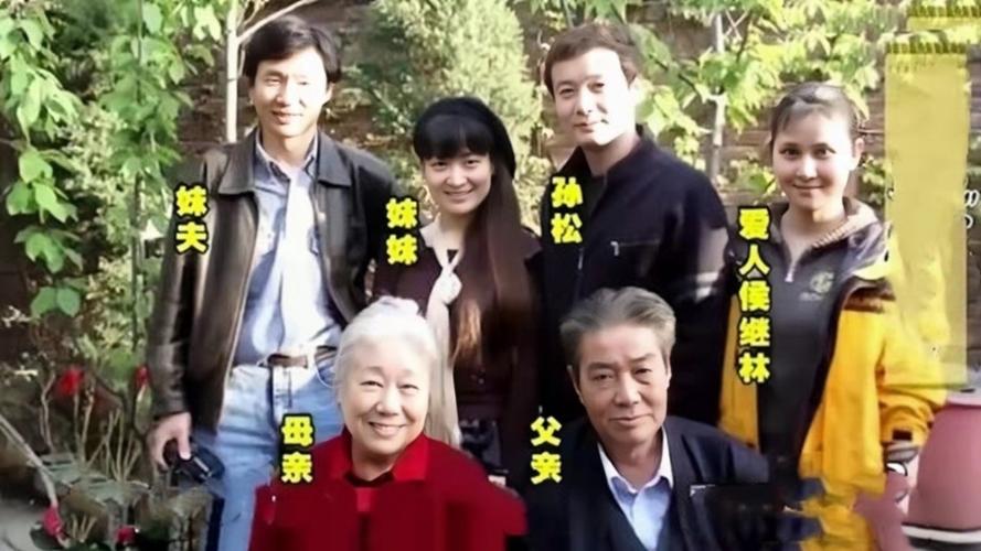 《渴望》时,已经是80年代小有名气的演员已经出演了《一见钟情》