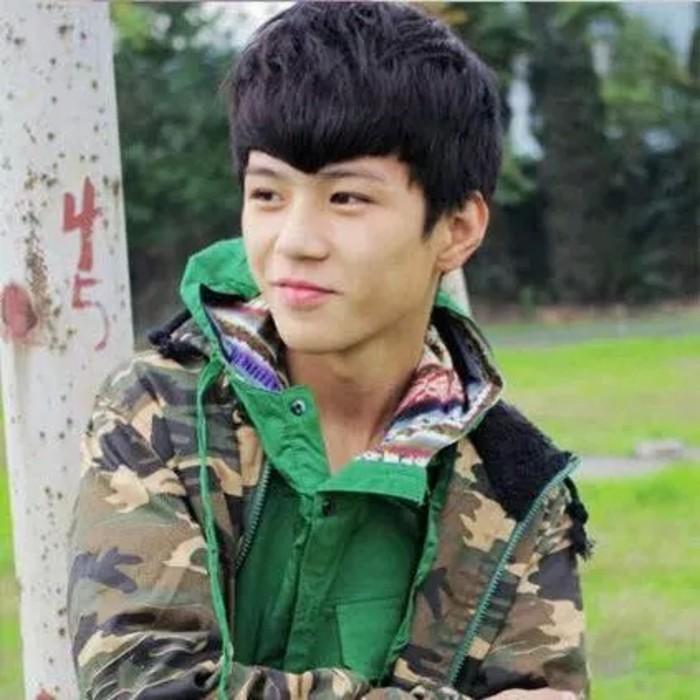 回顾变形计主角对比:真香男孩当上老板,高占喜考上211成国防生