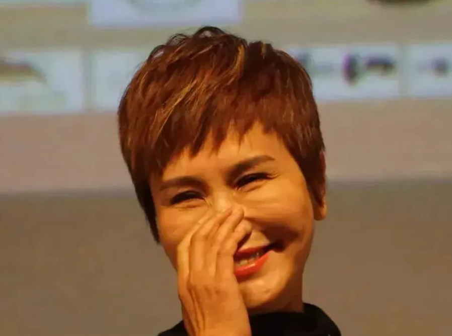 回顾重案六组季洁脸僵变样还有人涉毒吃牢饭