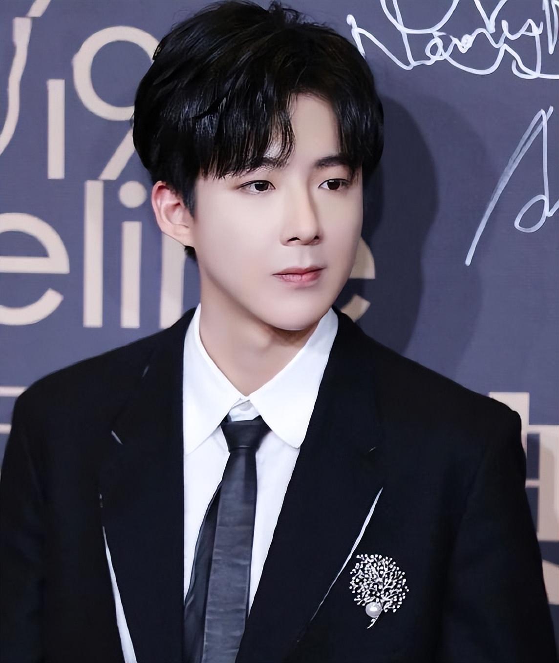 3,最反差:刘宇宁(短视频网红歌手)