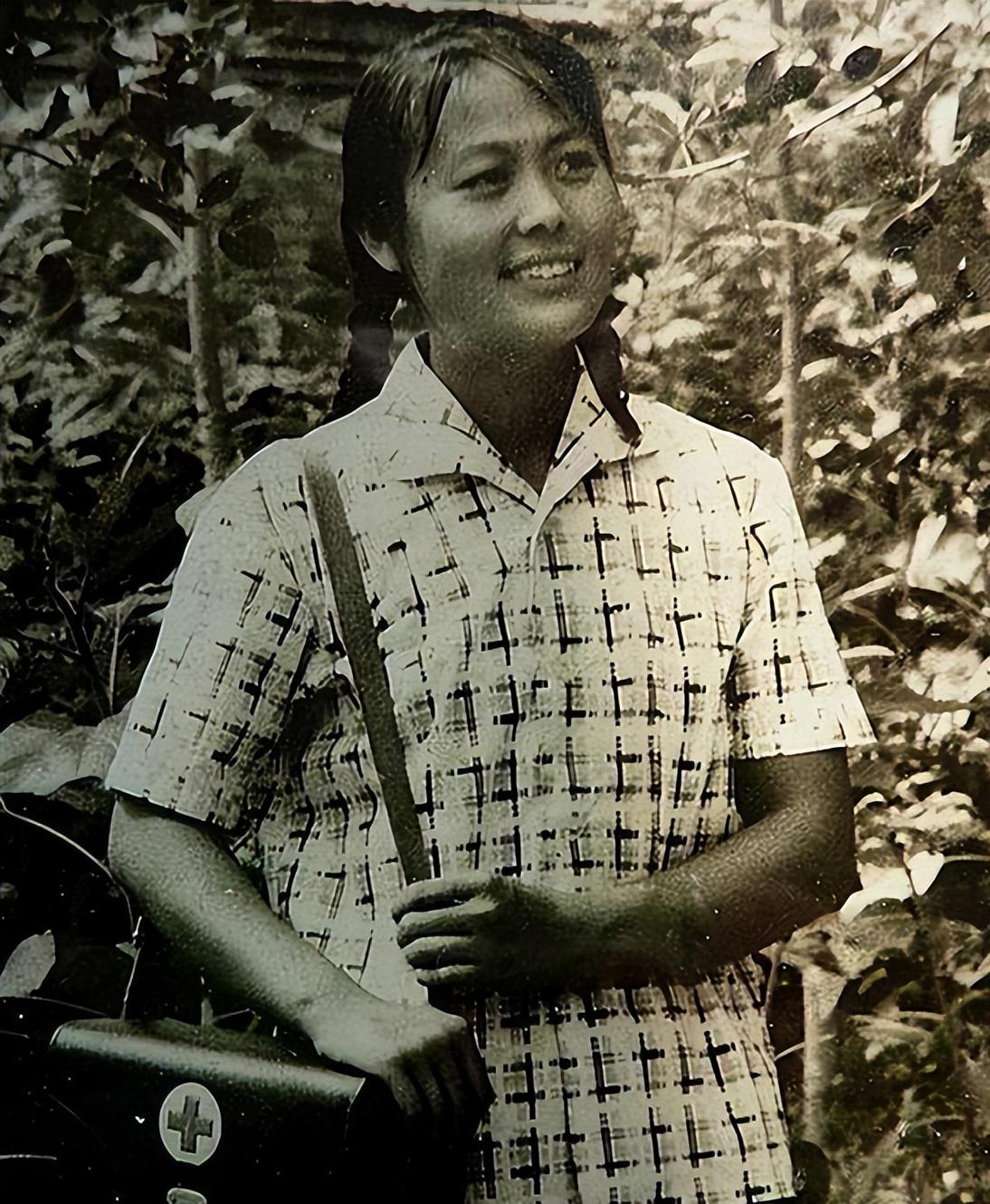 1976年上海女知青狠心抛弃女儿回家38年后成为富婆上电视寻亲人