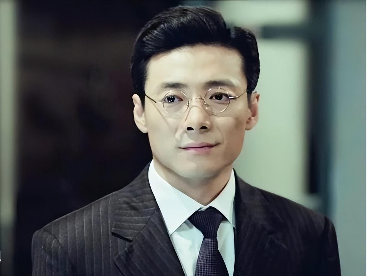 他用两千万将妻宠成宝结婚13年没有孩子现在50岁的他后悔吗