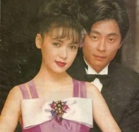 回顾香港6大歌王的孩子陈奕迅女儿有颜值许冠杰儿子患癌暴瘦