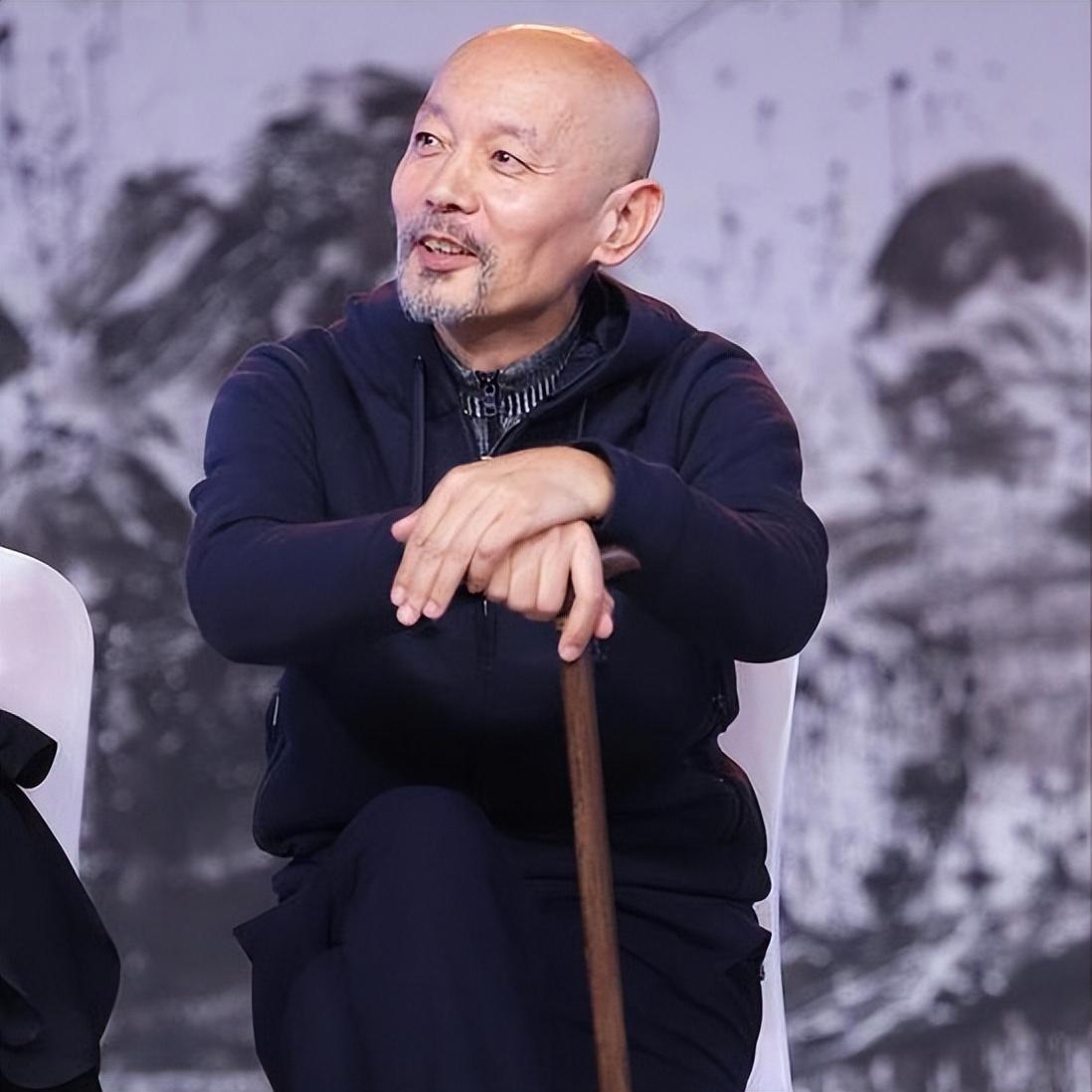 妹妹远在美国父母也已离世如今66岁无儿无女的葛优如何了