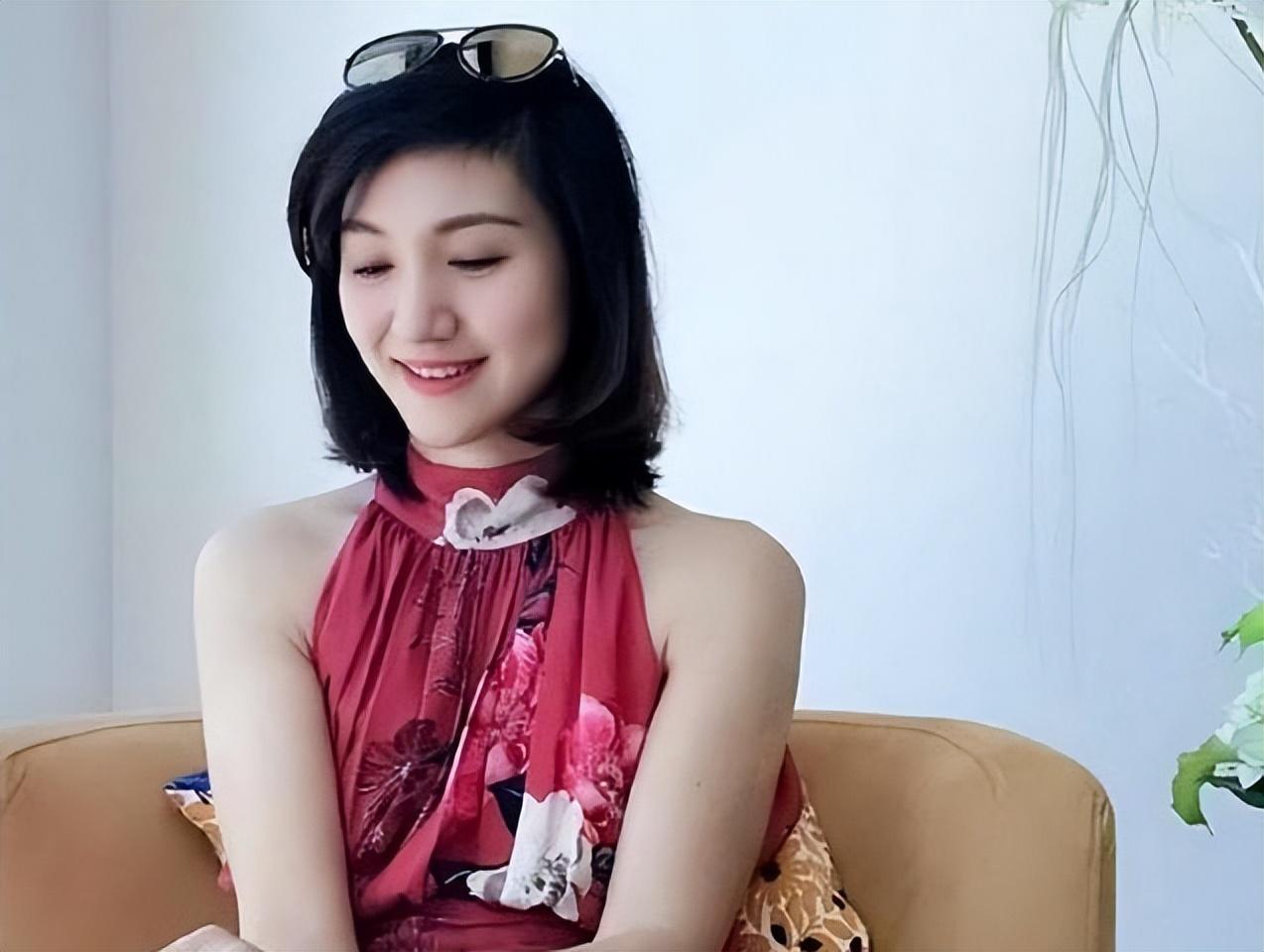 回顾她是湖南台一姐却在5分钟内全身瘫痪如今征婚也无人娶