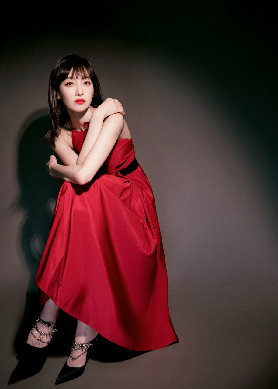 宋茜红色系列