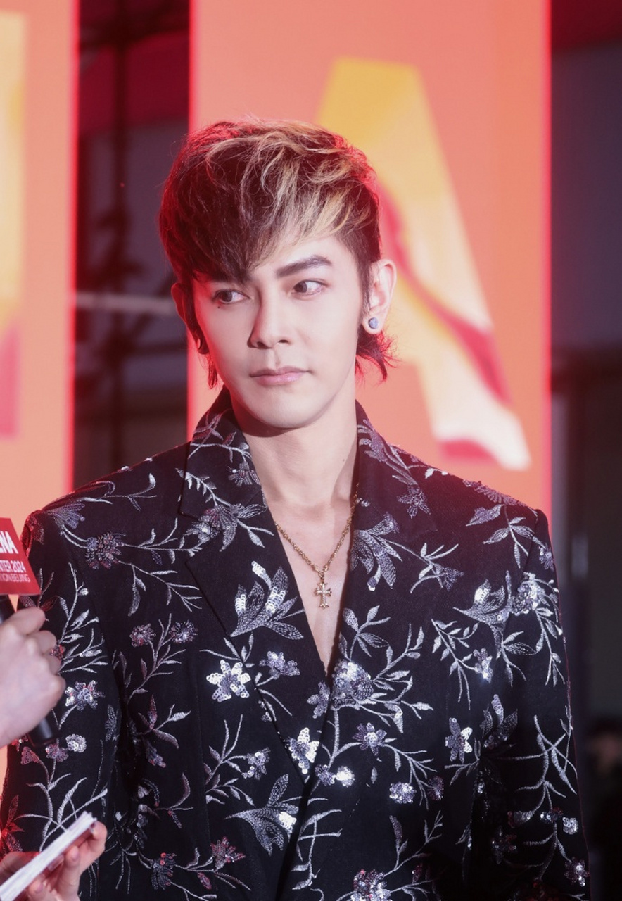 汪东城的逆龄魅力:42岁依旧青春  在娱乐圈中,年龄似乎是一个永恒的