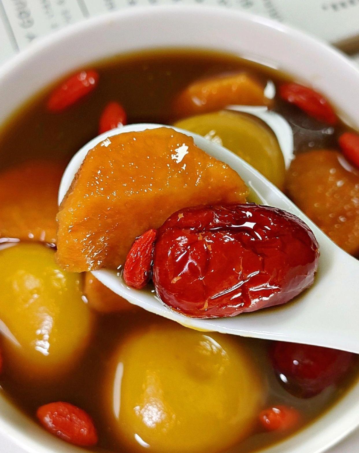 家常食材做羹汤,小李喝了白痰少,喉咙清爽呼吸顺