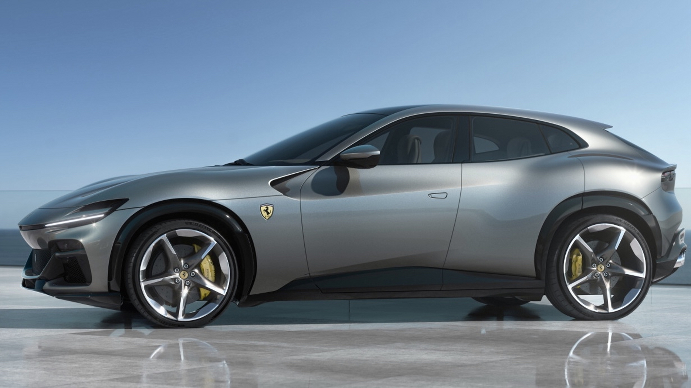 法拉利第一款轿跑车型果然名不虚传,最近热度一直不减