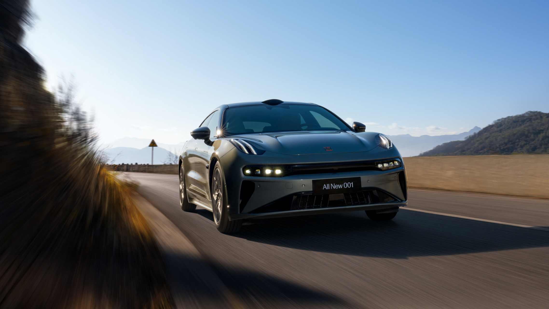 极氪001,吉利旗下的电动豪车新星!