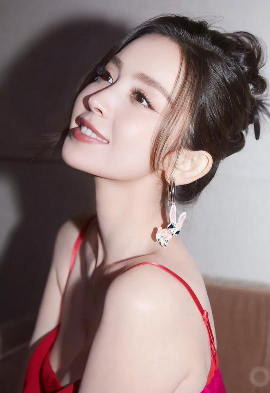 新疆美女古力娜扎