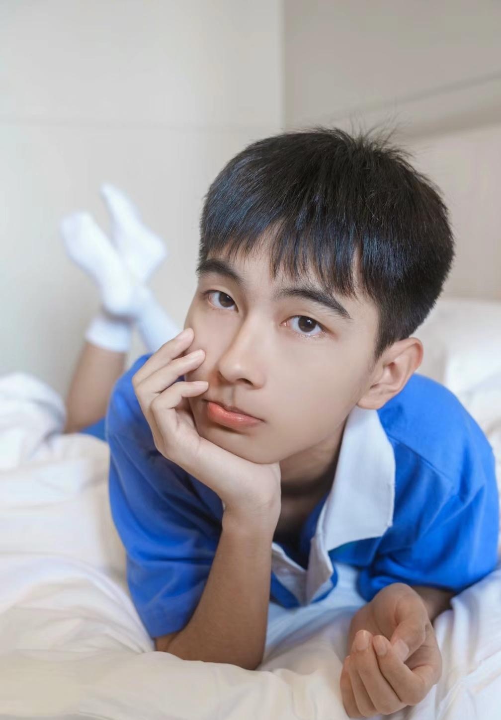 萌萌的少年