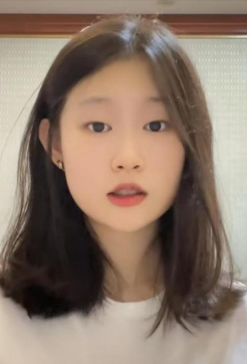 沈佳润(小沈阳之女)