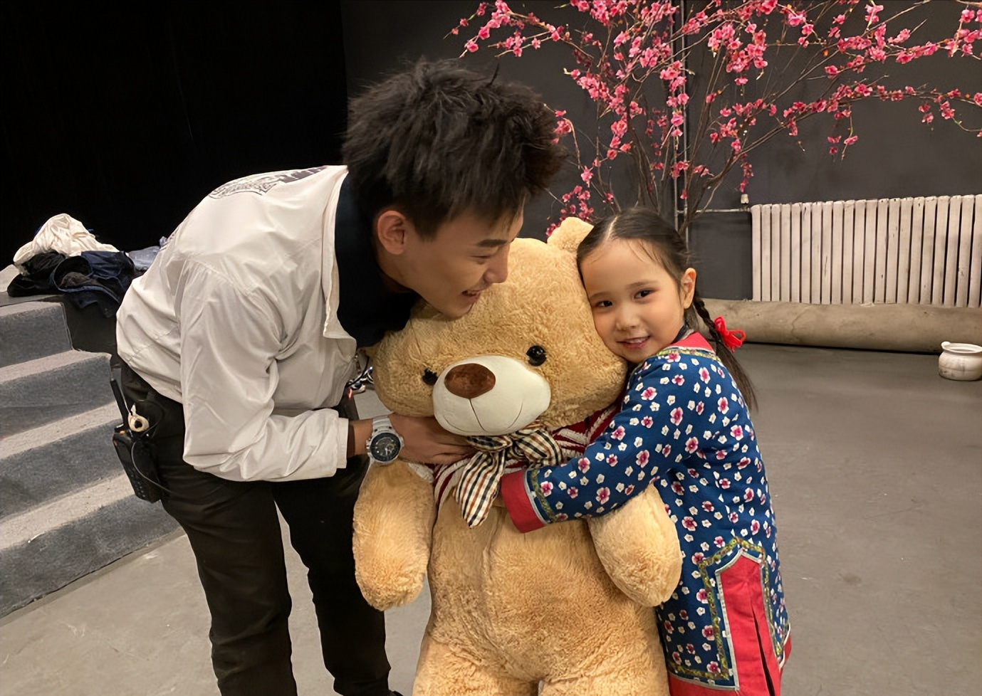 回顾44岁演员徐箭因戏生情娶制片人隋兰如今一家生活幸福