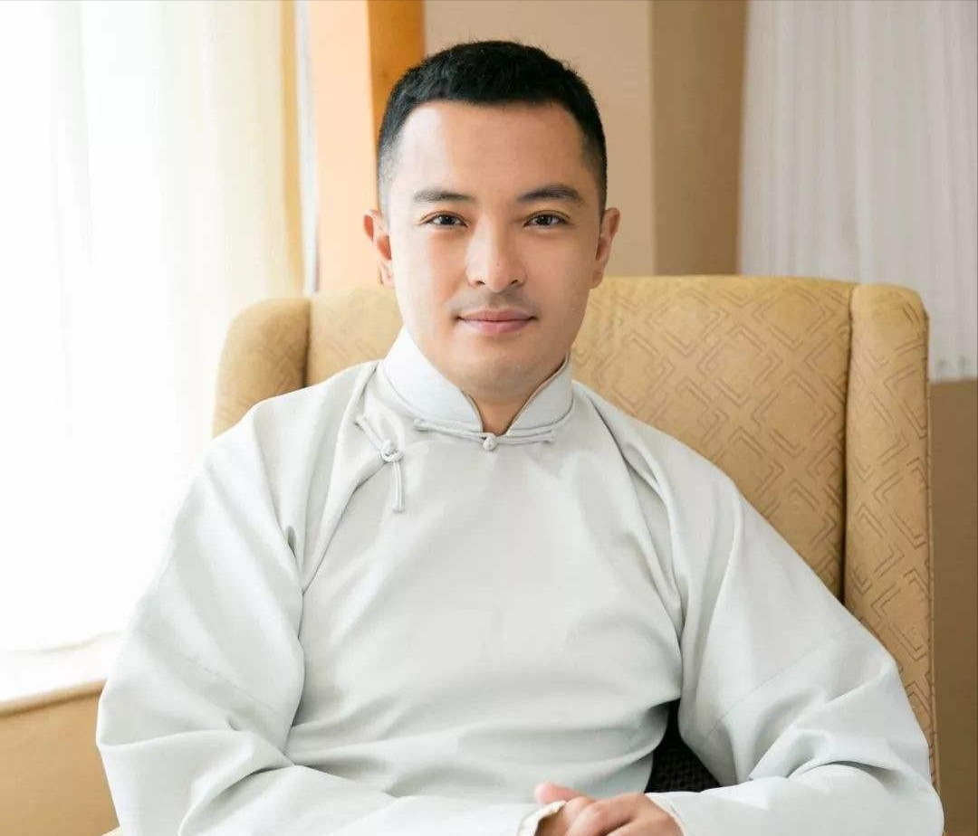 最穷影帝富大龙不接广告不上综艺窘迫时身上仅剩200块