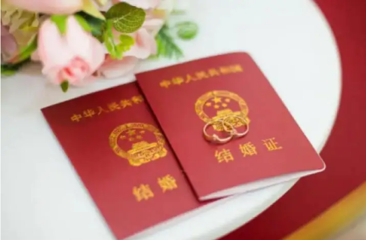 回顾上海女子与军官闪婚十九个月假婚姻被骗150万