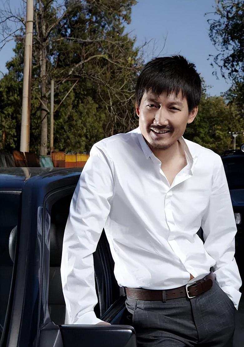 回顾李崇霄病逝不到一年再看遗孀茵娜选择才知道李崇霄多聪明