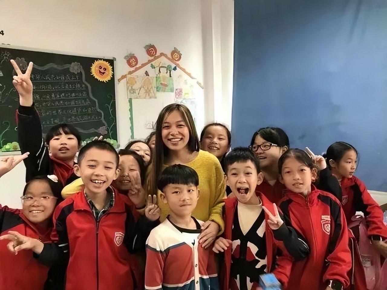 熊家和李家的父母都认为,乔伊丝一定是自己家的小女儿.