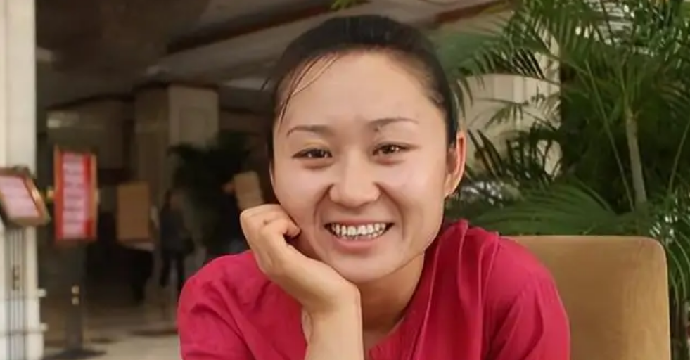 2015年公公患肝癌儿媳割下69肝脏移植给公公让老人多活3年