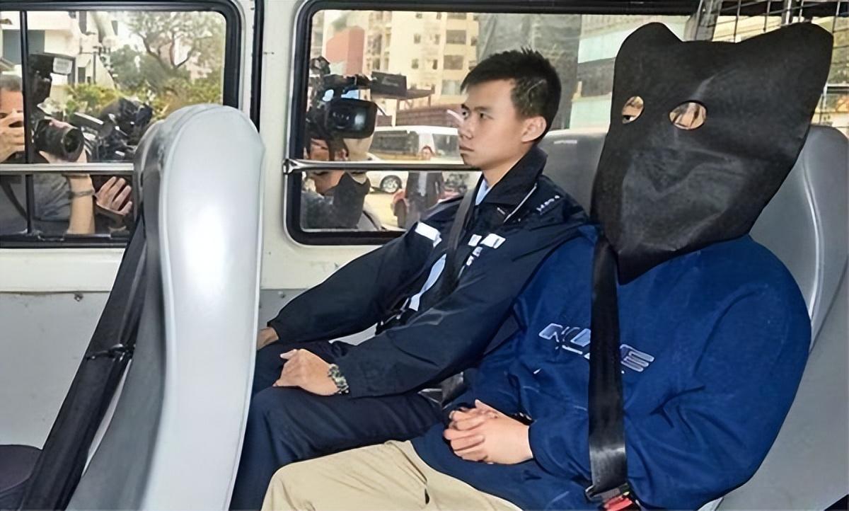 2013年香港周凯亮弑杀双亲案埋怨父母把自己生矮了他啃老十年