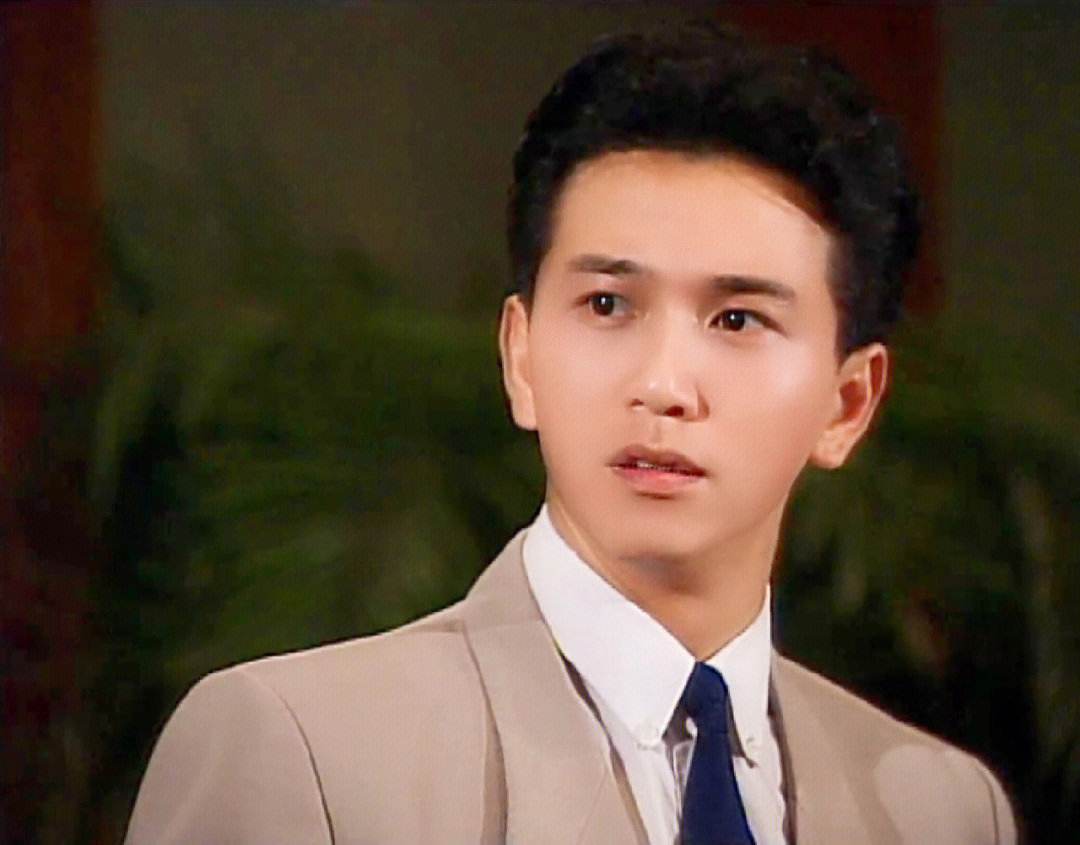 郭羡妮混血港姐嫁河南农村倒贴丈夫3套房将公婆当孩子宠