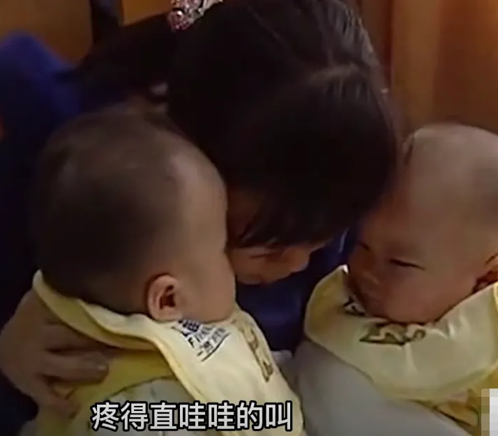 2009年湖北坐骨相连的连体婴分离后双双成活如今她们咋样了