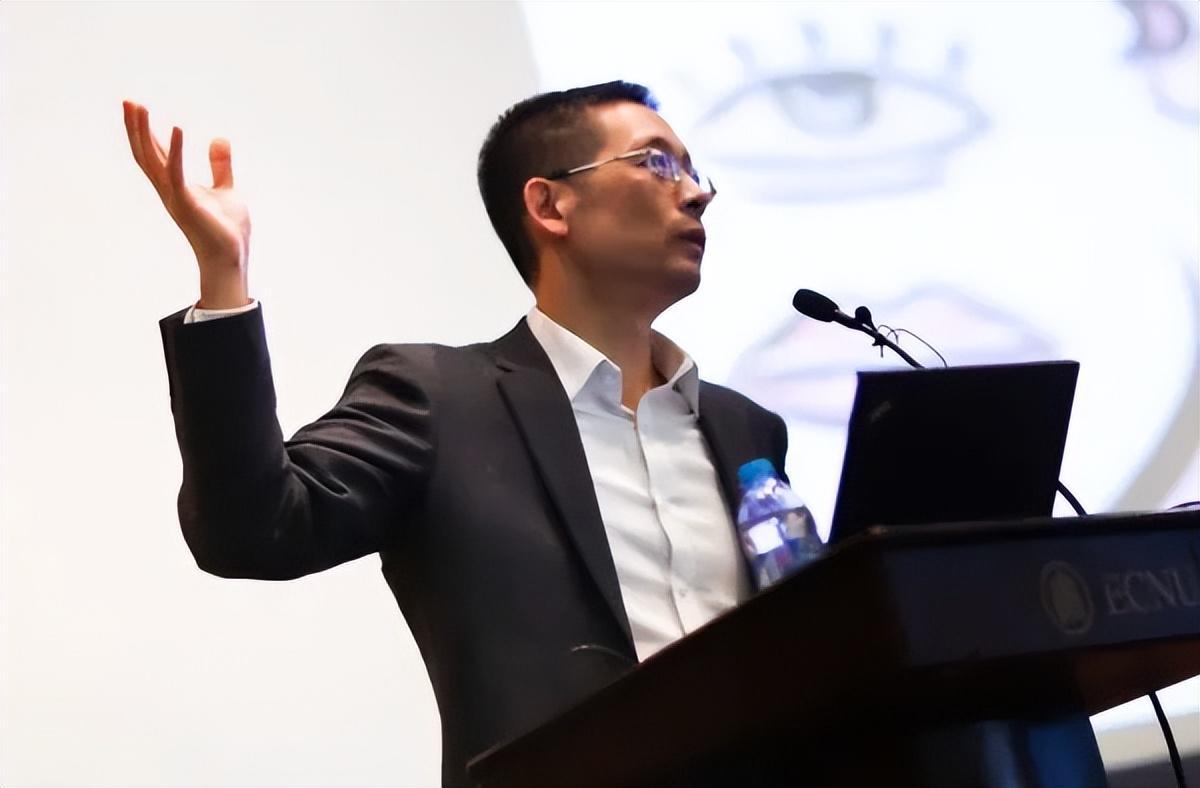 2018年施一公砸200亿打造西湖大学扬言5年超过清华结果怎样