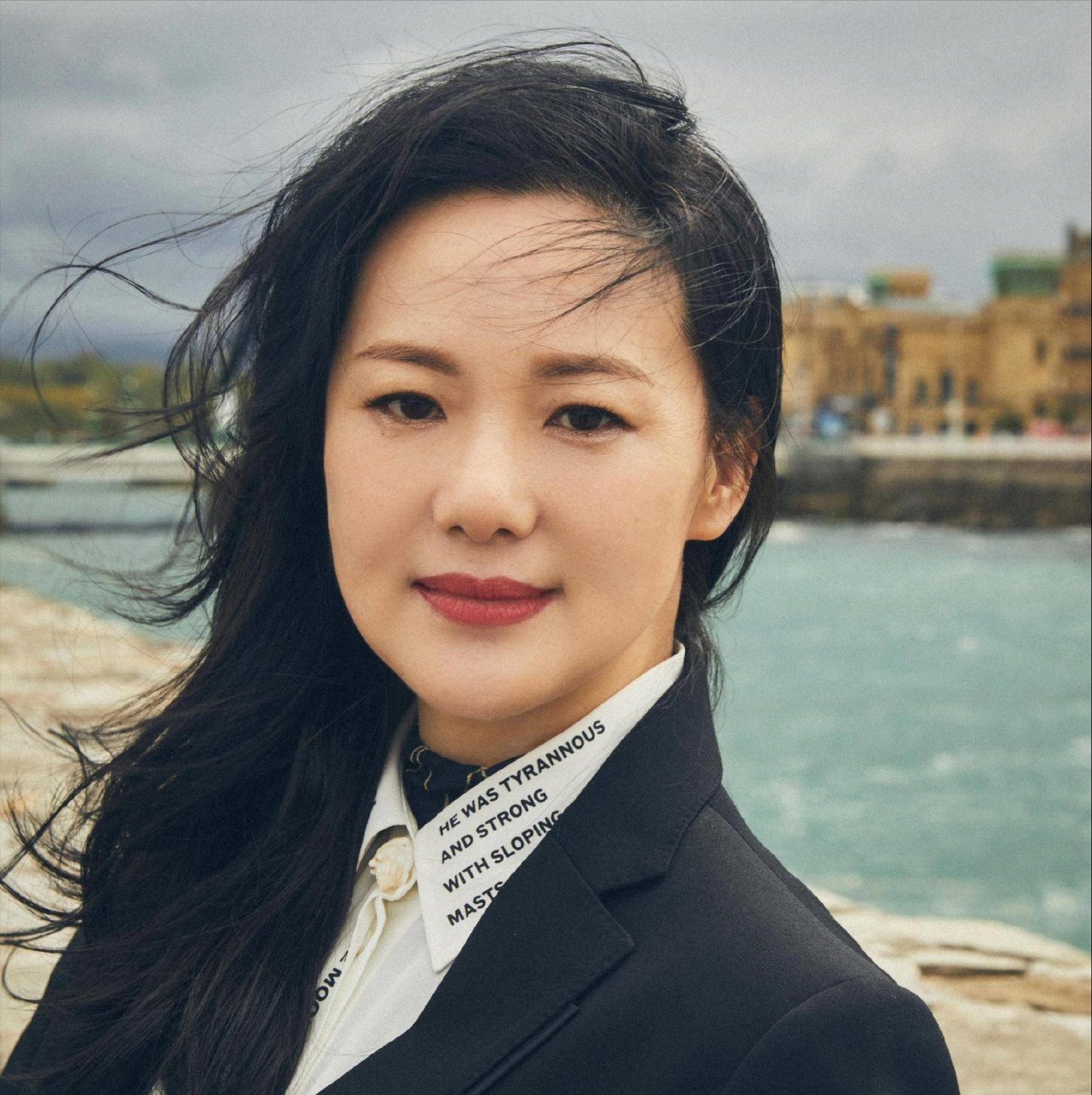 幸运的咏梅嫁王菲初恋夫妻恩爱20余载甘做女配24年终成影后